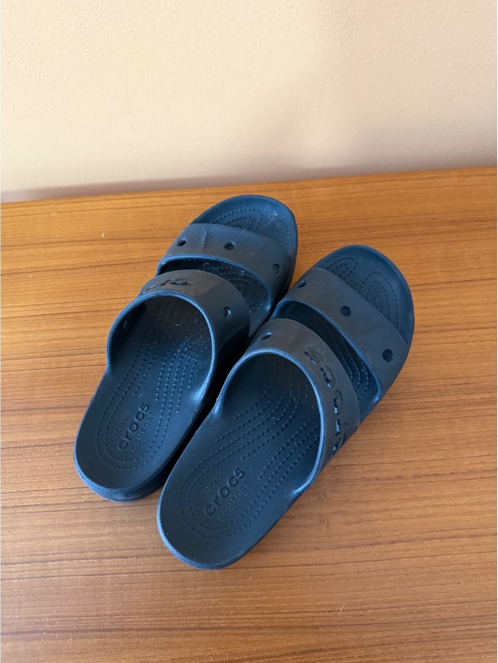 Crocs Black Two Strap Slide Sandals Women's Casual Comfort Shoes Size 7/8